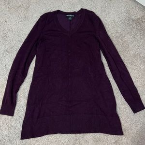 DKNY Plum V-Neck Tunic Sweater - Size Medium